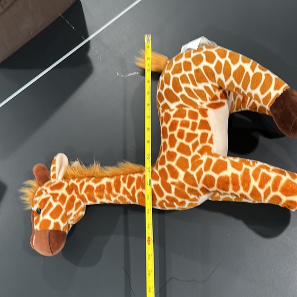 EUC Stuffed giraffe - Picture 8 of 10